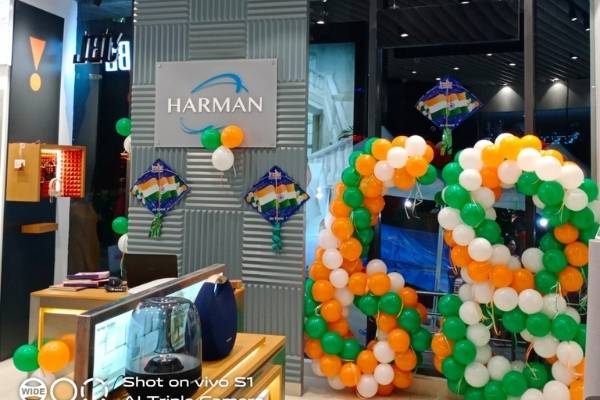 instore-branding-for-harman-by-ad-vantage