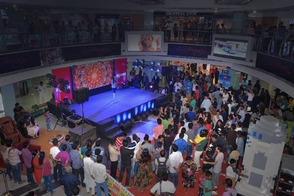 store-launch-mall-event-management-for-raymond-by-ad-vantage